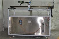 <b>點膠機(jī)，電子行業(yè)應(yīng)用中的注意事項</b>