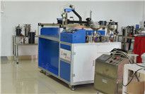 <b>自動點(diǎn)膠機(jī),點(diǎn)膠機(jī)設(shè)備的應(yīng)用行業(yè)</b>