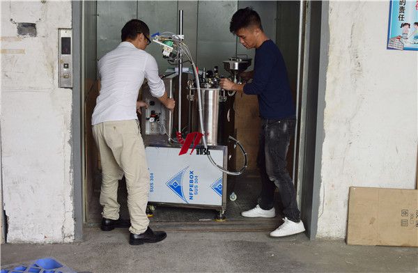 灌膠機(jī),灌膠機(jī)企業(yè)