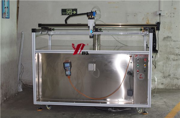 自動(dòng)噴膠機(jī)廠家