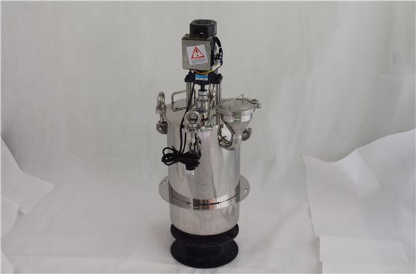 電動(dòng)攪拌壓力桶