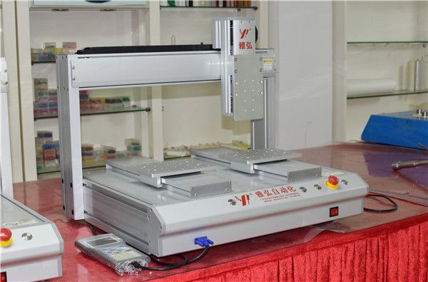 全自動(dòng)點(diǎn)膠機(jī)生產(chǎn)廠家