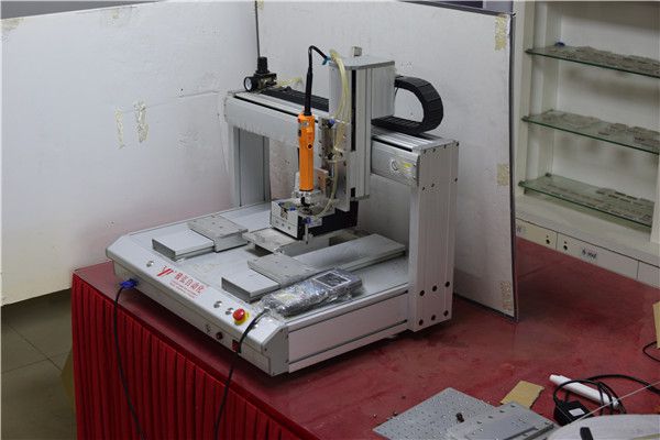 優(yōu)質(zhì)自動(dòng)擰螺絲機(jī)供應(yīng)廠家