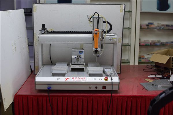 優(yōu)質自動擰螺絲機供應廠家