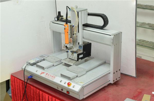 優(yōu)質(zhì)自動(dòng)擰螺絲機(jī)生產(chǎn)廠家