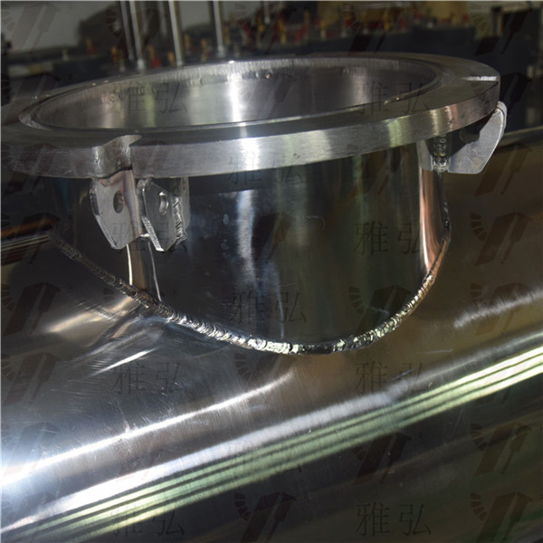 不銹鋼壓力罐細(xì)節(jié)